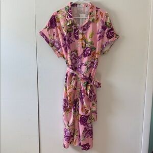 Soul of Curves Floral Pink‎ Button-Up Dress